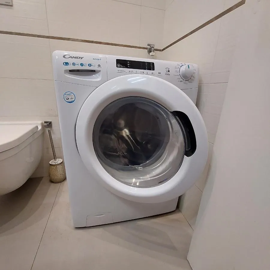 Fast Wifi E Netflix -- Centro Di Rho Vicino Stazione Apartment 0*,  Italy