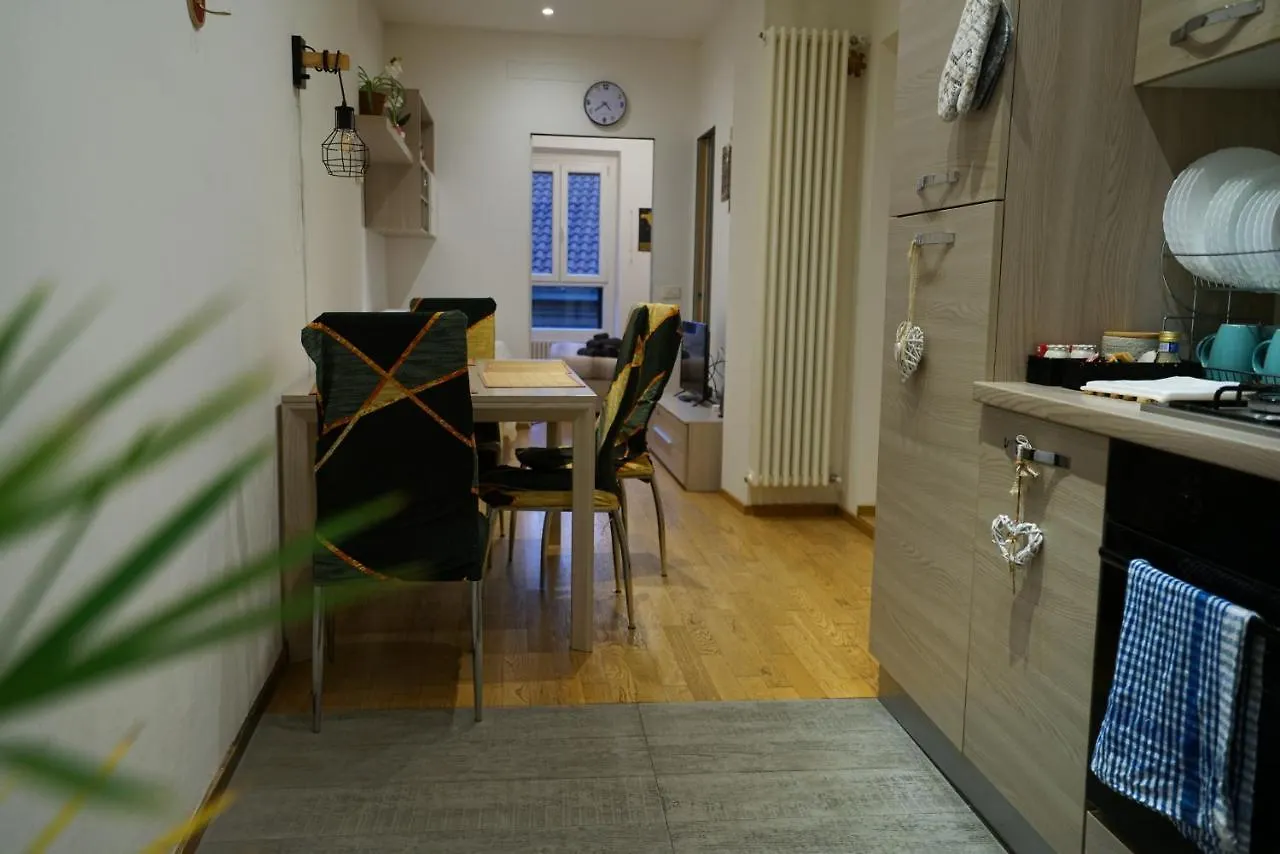 Fast Wifi E Netflix -- Centro Di Rho Vicino Stazione Apartment