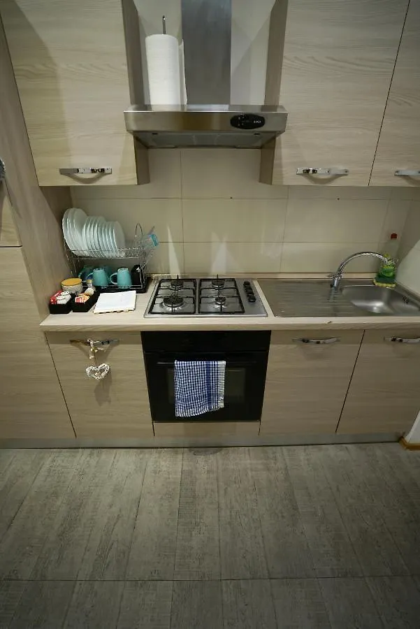 Fast Wifi E Netflix -- Centro Di Rho Vicino Stazione Apartment 0*,